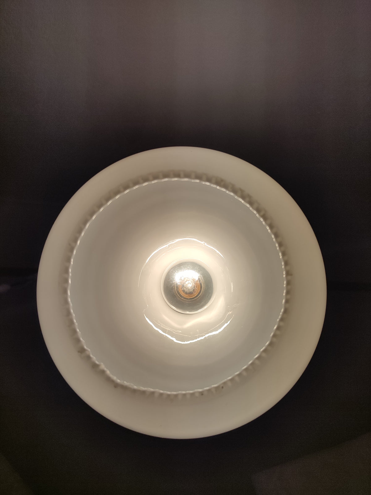 Candeeiro Pendente vintage em Vidro Opalino - Anos 60/70