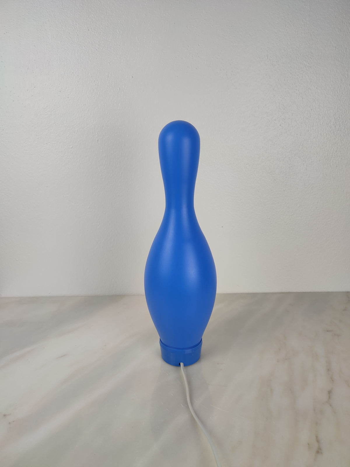 Candeeiro de mesa, Knock-Off de Josh Owen para a Bozart, 2002