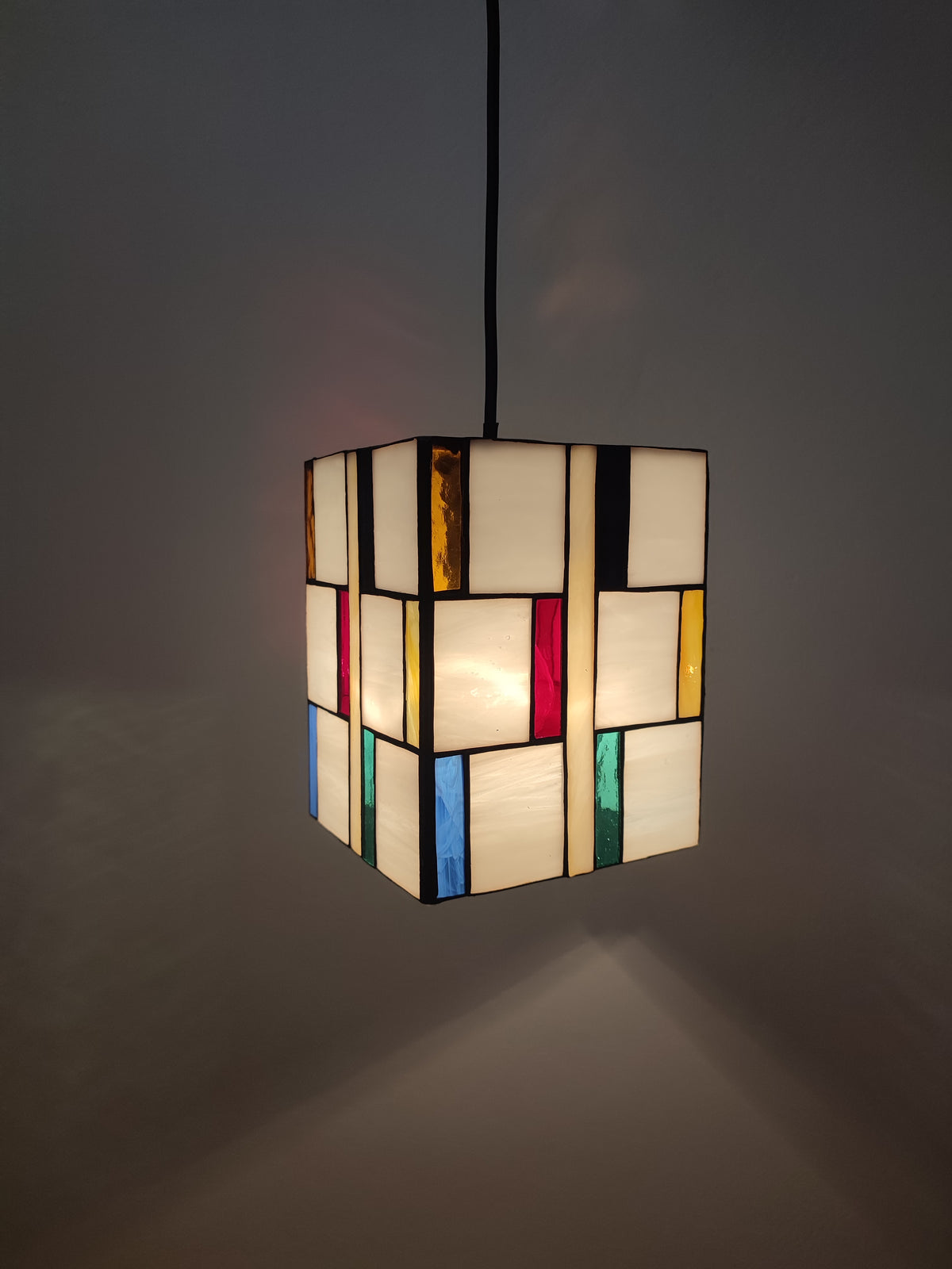 Quando a arte de Mondrian encontra o conceito Tiffany