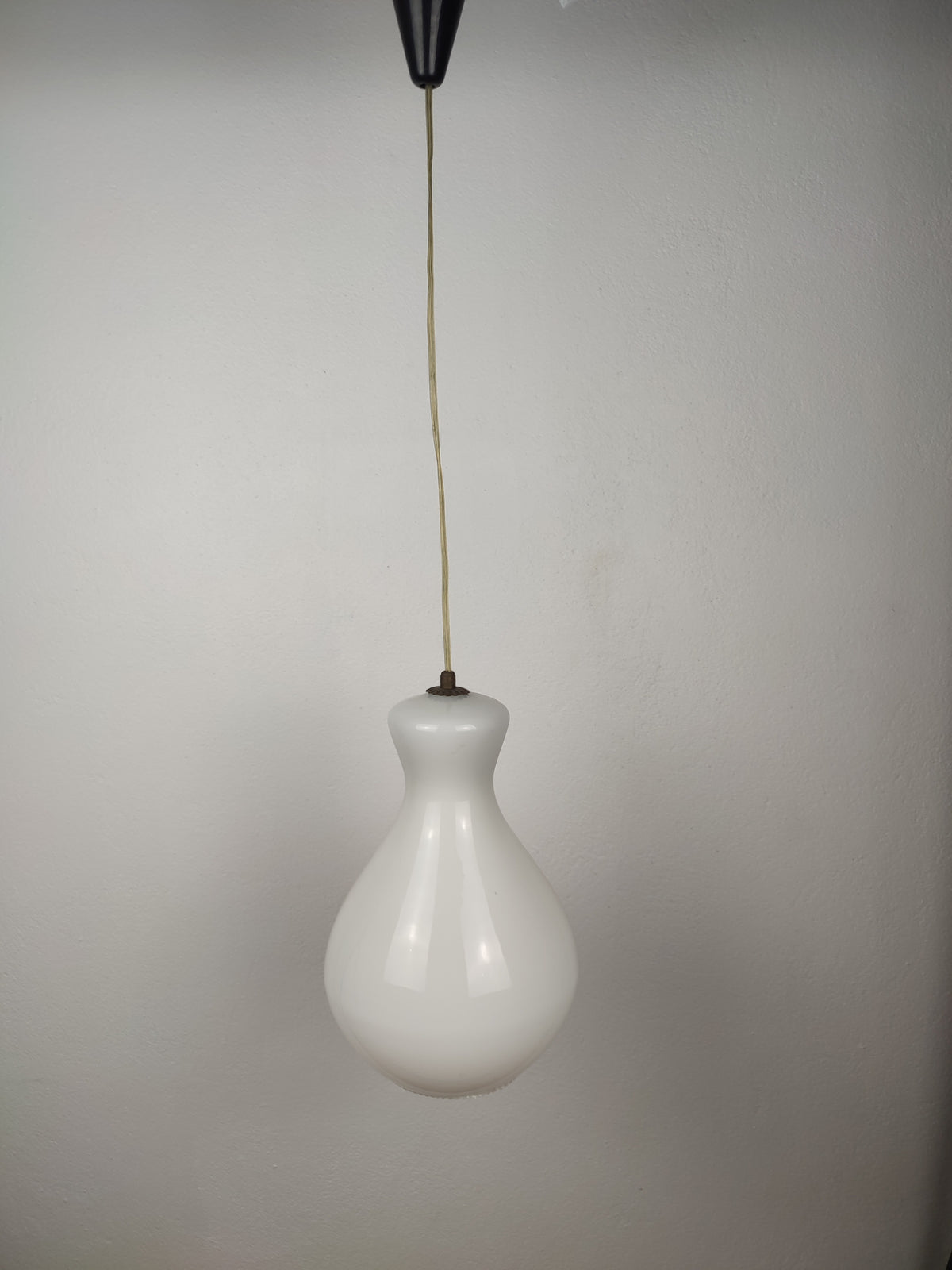 Candeeiro Pendente vintage em Vidro Opalino - Anos 60/70