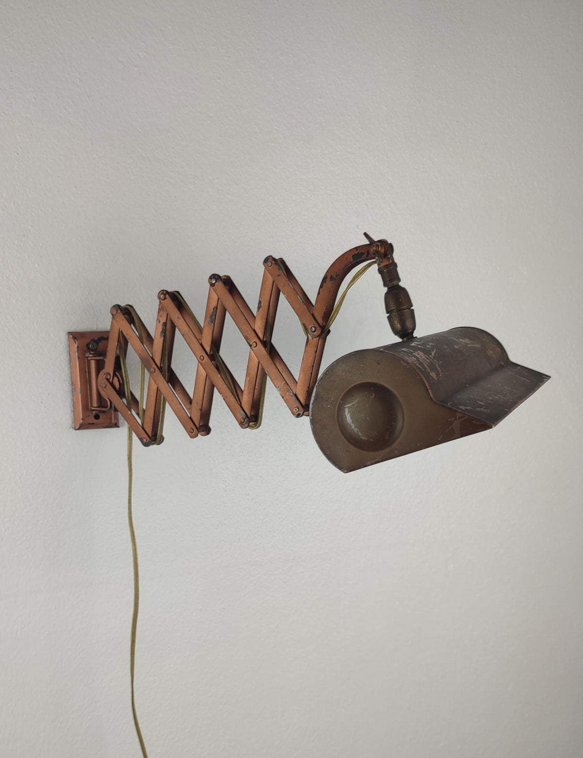 Candeeiro de Parede Industrial "Scissor" (Anos 40/50)
