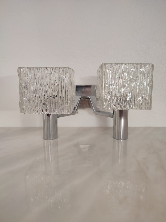 Aplique duplo de parede em metal cromado e vidro, efeito "Ice Glass" - 1970