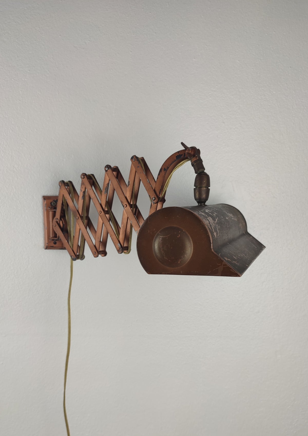 Candeeiro de Parede Industrial "Scissor" (Anos 40/50)