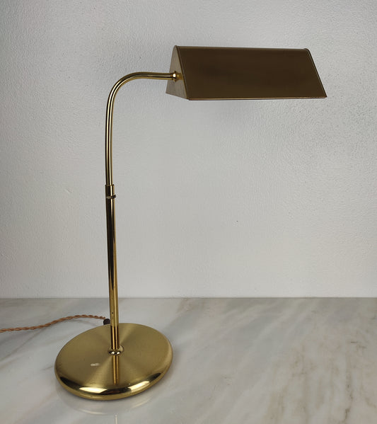 Candeeiro de leitura, estilo banqueiro em latão polido. Anos 70