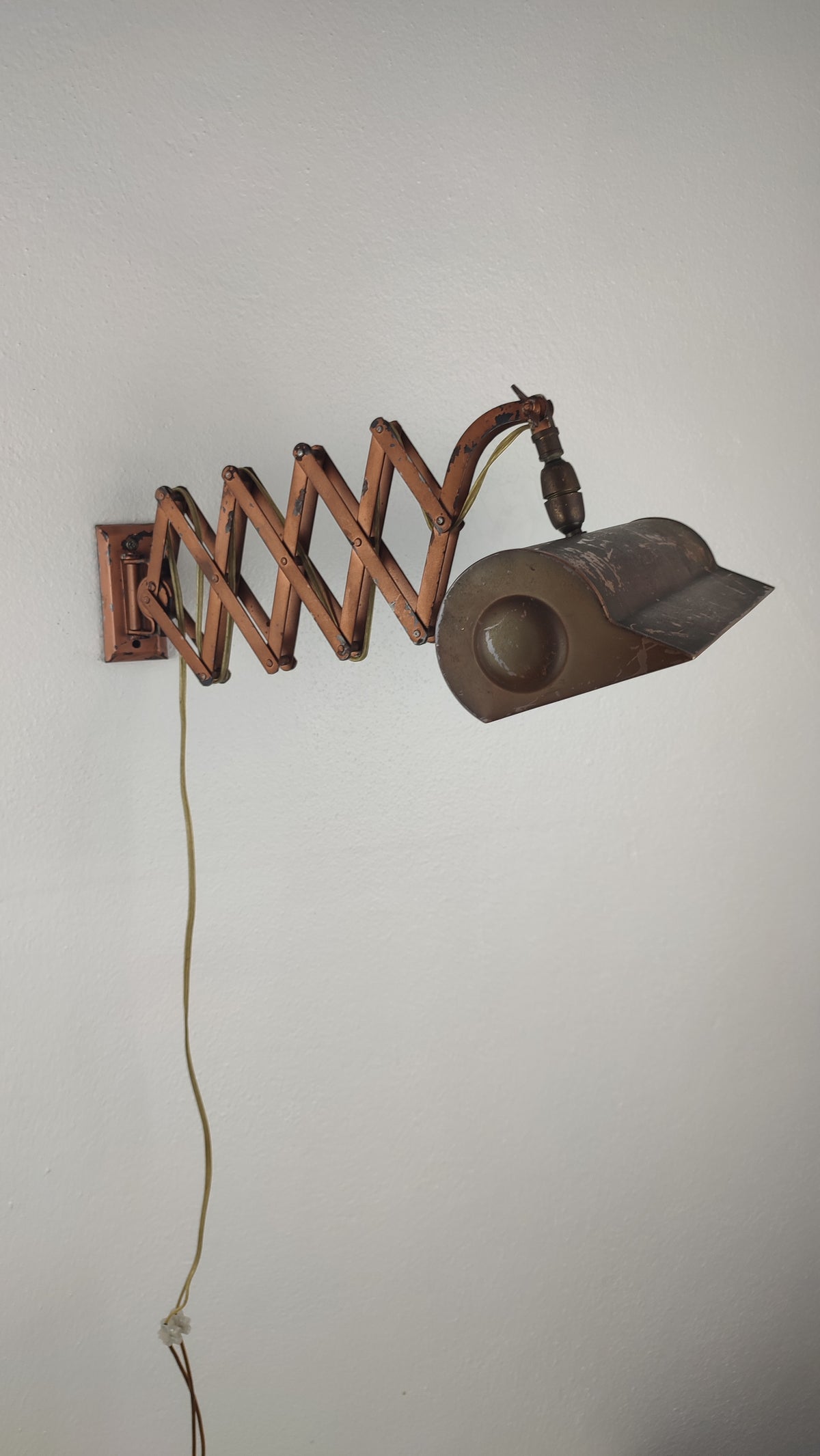 Candeeiro de Parede Industrial "Scissor" (Anos 40/50)